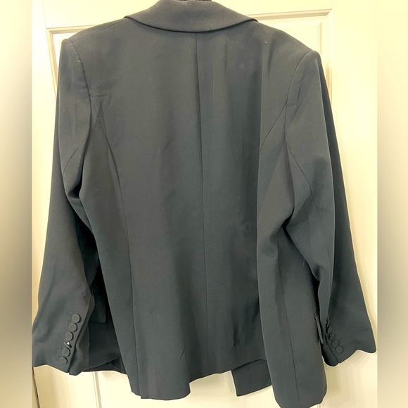 Sergio Hudson x Target Blazer - Picture 2 of 7